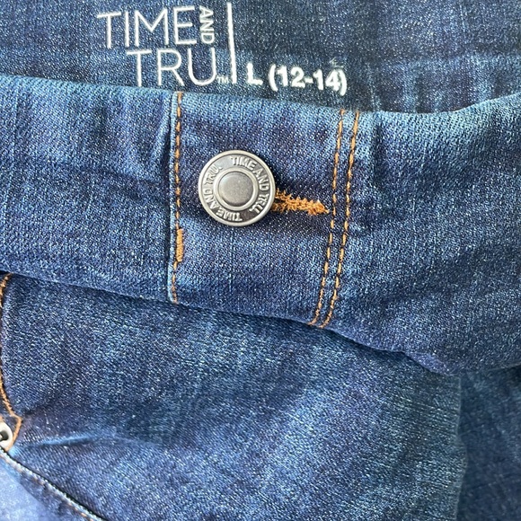 2 pairs XL - NWT Pull on Denim Capri for Women from Time and Tru - Picture 7 of 8